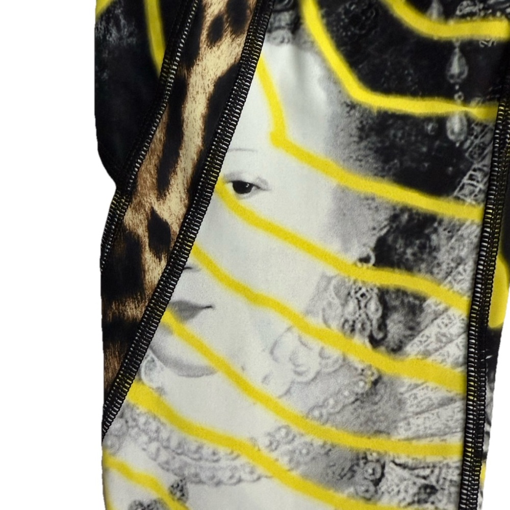 NWT Twin Fantasy Queen Print Panel Legging M Italian Fabric $249 Retail - Picture 11 of 16
